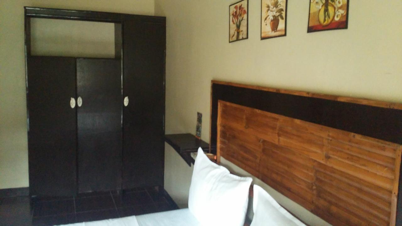 Casa Mia Resort Puerto Galera Esterno foto